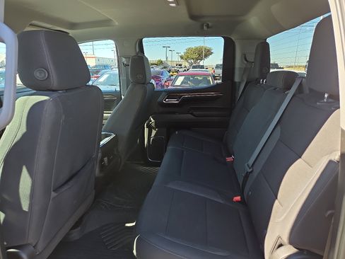 Used 2024 Chevrolet Silverado 1500 LT Trail Boss w/ Protection Package image 9