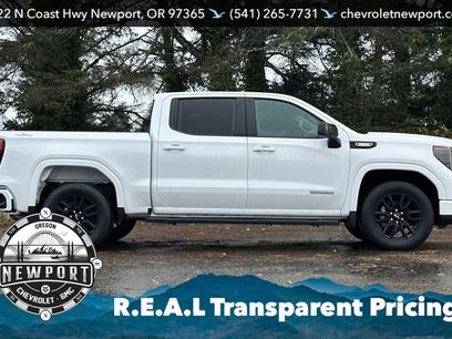 New 2026 GMC Sierra 1500 Elevation w/ LPO, Elevation Black Package