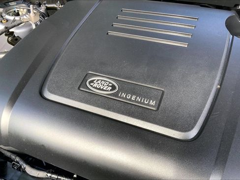 Certified 2024 Land Rover Defender 90 S AWD/4WD image 32