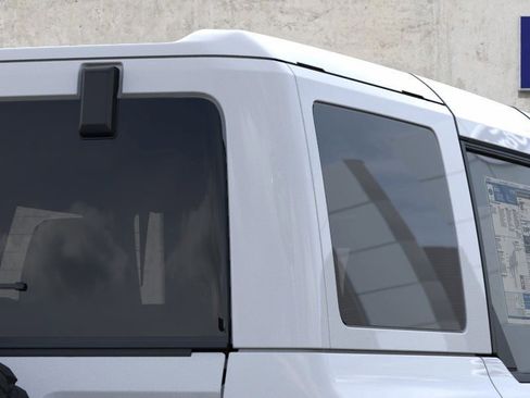 New 2025 Ford Bronco Outer Banks w/ Sasquatch Package image 25