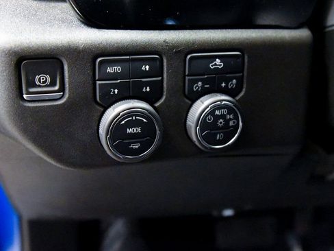 Used 2022 Chevrolet Silverado 1500 RST image 16