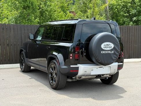 Used 2025 Land Rover Defender 110 S AWD/4WD image 3
