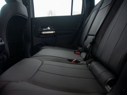 Certified 2025 Mercedes-Benz GLB 250 4MATIC image 26