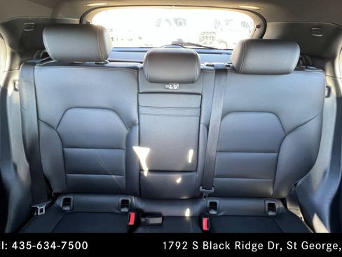 Used 2018 Mercedes-Benz GLA 250 w/ Premium Package image 25