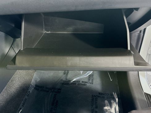 Used 2023 Toyota Corolla XSE FWD image 32