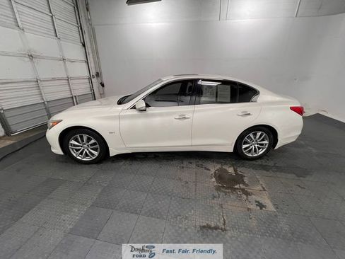 Used 2017 INFINITI Q50 Premium w/ 2.0T Premium Plus Package AWD/4WD image 4