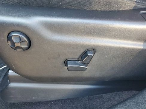 Used 2019 Jeep Grand Cherokee Altitude image 22