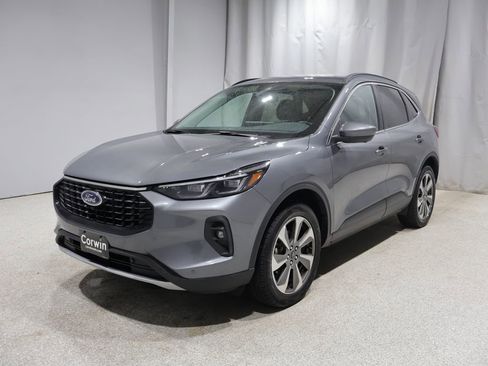 Used 2024 Ford Escape Platinum AWD/4WD image 5