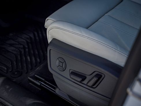 New 2025 Audi Q5 Premium Plus image 21