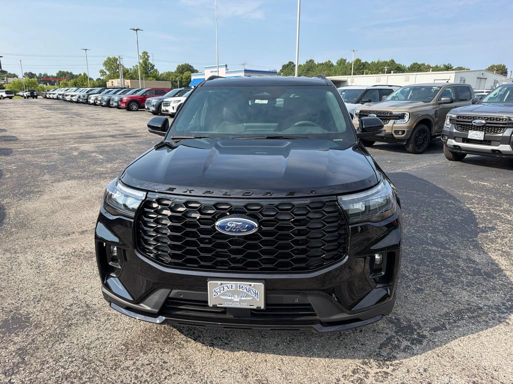 New 2026 Ford Explorer ST-Line w/ ST-Line Street Pack RWD image 8
