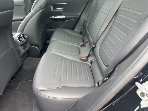 Certified 2026 Mercedes-Benz GLC 300 image 23