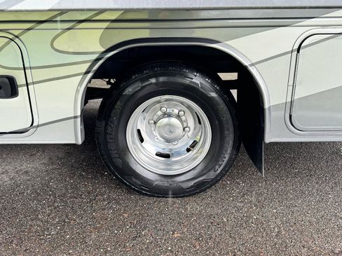 Used 2017 Mercedes-Benz Sprinter 3500 image 54