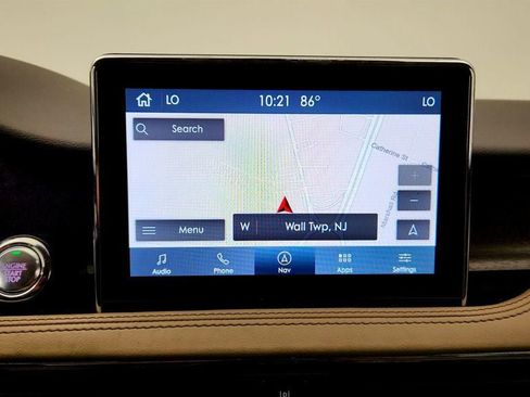 Used 2022 Lincoln Corsair Reserve w/ Luxury Package AWD/4WD image 19
