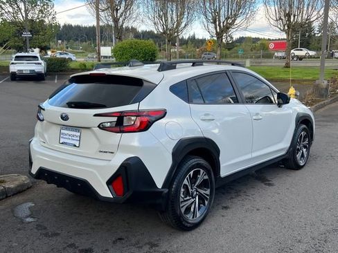 Used 2024 Subaru Crosstrek 2.0i Premium w/ Crosstrek Mirror Package image 7