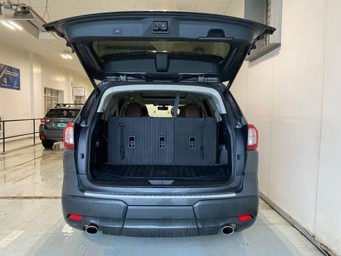 Used 2019 Subaru Ascent Touring w/ Popular Package #3 AWD/4WD image 7