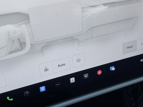 Used 2021 Tesla Model S Plaid image 71