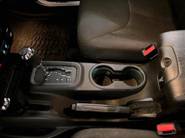 Used 2016 Jeep Wrangler Unlimited Sport AWD/4WD image 17