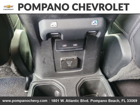 Used 2023 Jeep Gladiator Overland image 13