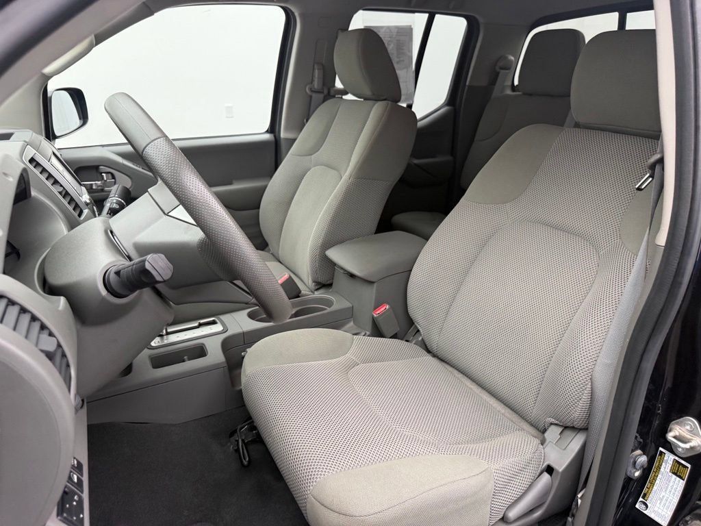 Used 2019 Nissan Frontier SV AWD/4WD image 19
