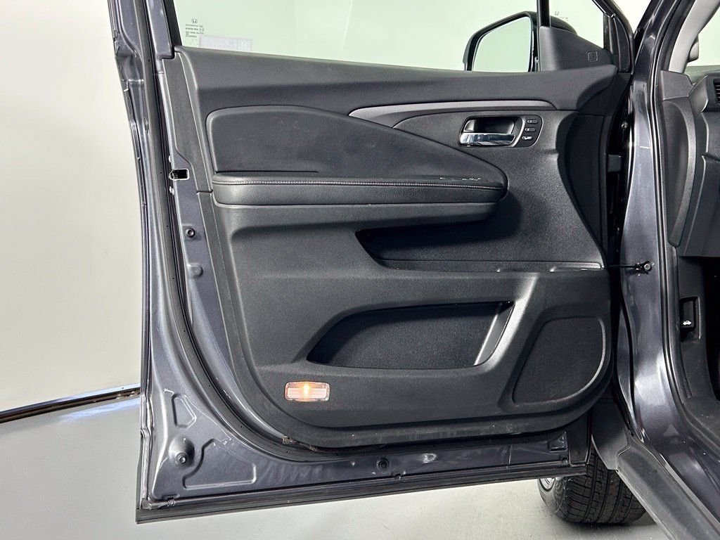 Used 2023 Honda Ridgeline RTL-E image 35