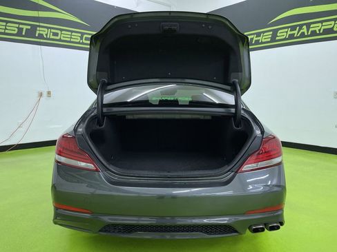 Used 2020 Genesis G70 2.0T image 9
