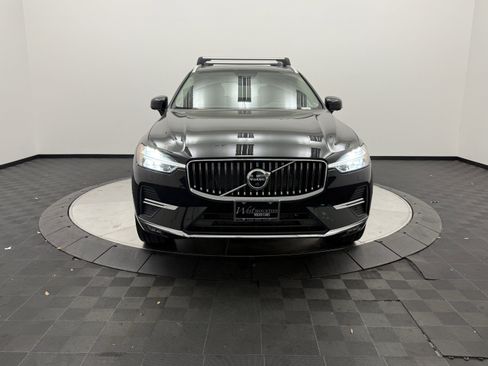 Certified 2023 Volvo XC60 B5 Plus w/ Climate Package AWD/4WD image 2