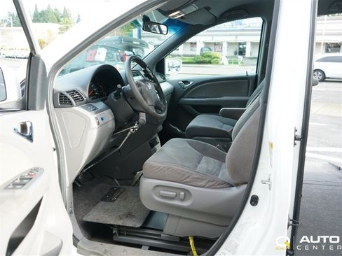 Used 2010 Honda Odyssey EX image 13