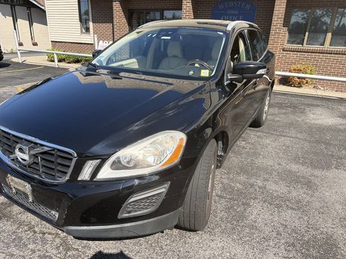 Used 2012 Volvo XC60 T6 AWD/4WD image 10