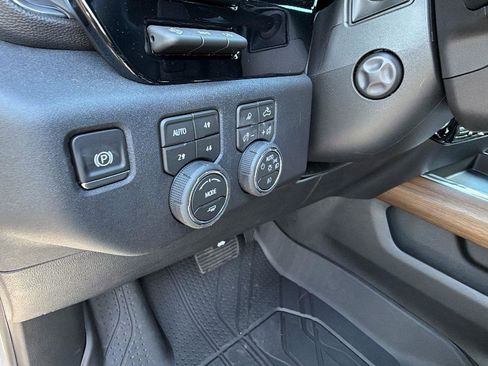 New 2026 Chevrolet Silverado 1500 High Country AWD/4WD image 17