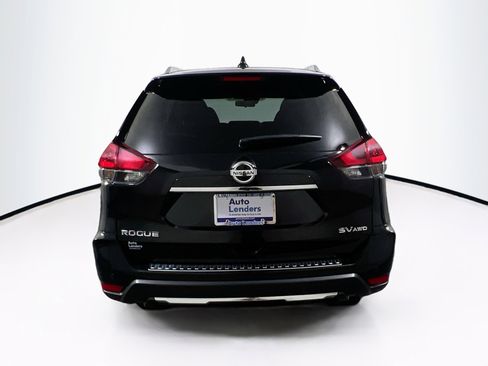 Used 2020 Nissan Rogue SV image 6