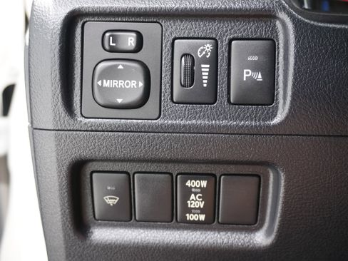 Used 2016 Toyota 4Runner Limited RWD image 28