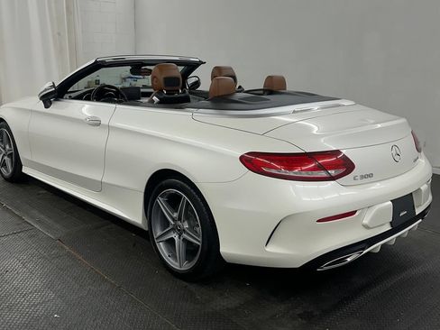 Used 2018 Mercedes-Benz C 300 4MATIC Cabriolet image 38