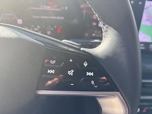 Certified 2025 Audi Q5 Premium w/ Convenience Package image 22