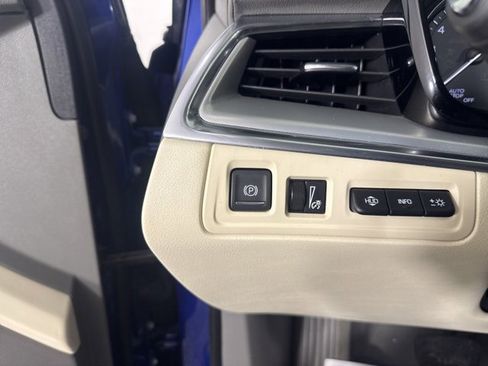 Used 2023 Cadillac XT5 Premium Luxury w/ Technology Package image 25