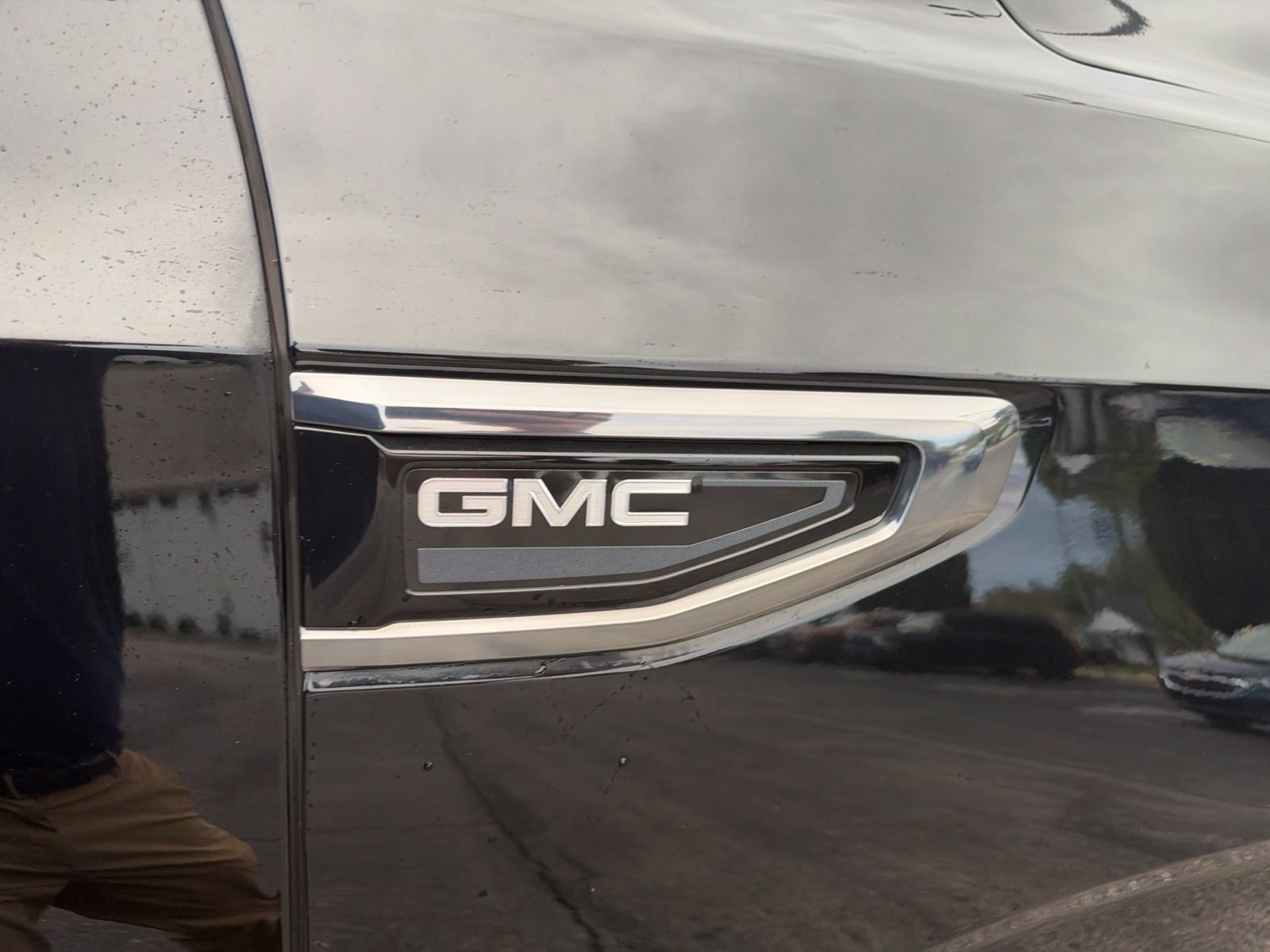 Used 2021 GMC Yukon XL AT4 w/ Rear Media and Nav Package AWD/4WD image 33