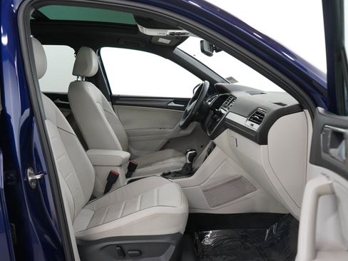 Used 2024 Volkswagen Tiguan SEL R-Line AWD/4WD image 11