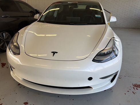 Used 2020 Tesla Model 3 Long Range image 2