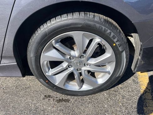 Used 2020 Honda Accord LX image 11