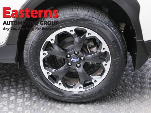 Used 2022 Subaru Crosstrek 2.0i Premium image 8