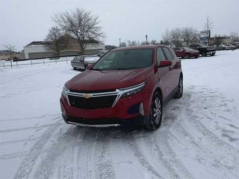 Used 2024 Chevrolet Equinox LT w/ LPO, Floor Liner Package image 27
