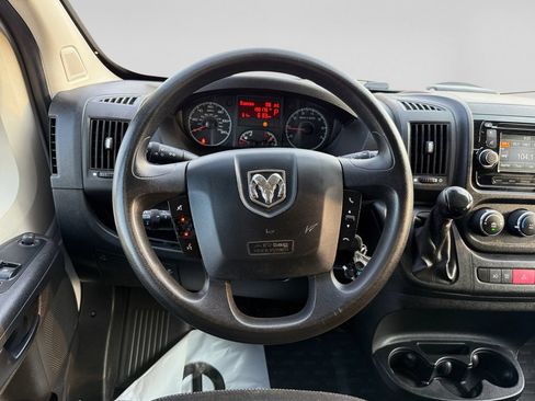 Used 2015 RAM ProMaster 2500 w/ Premium Appearance Group FWD image 14