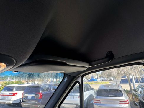 Used 2024 Mercedes-Benz Sprinter 144 Cargo image 23