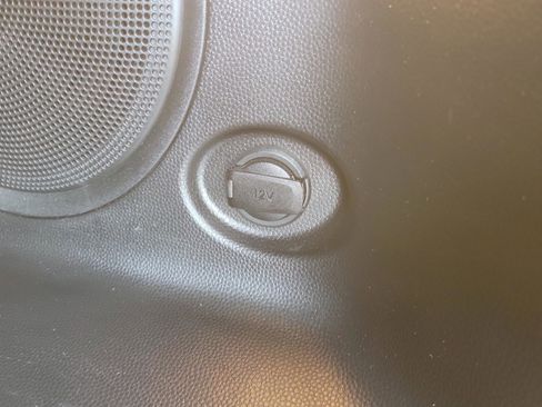 Used 2019 Kia Soul + w/ Audio Package image 11