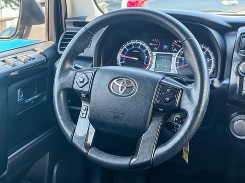 Used 2019 Toyota 4Runner TRD Off-Road Premium AWD/4WD image 14