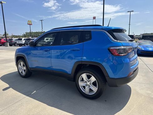 Used 2022 Jeep Compass Latitude AWD/4WD image 5