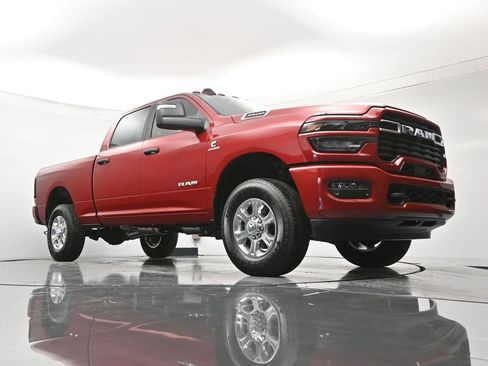 New 2026 RAM 3500 Big Horn AWD/4WD image 38