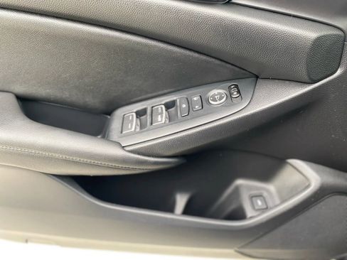 Used 2020 Honda Accord LX image 33