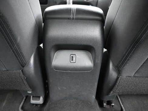 Used 2022 Nissan Sentra SV w/ Trunk Package image 14