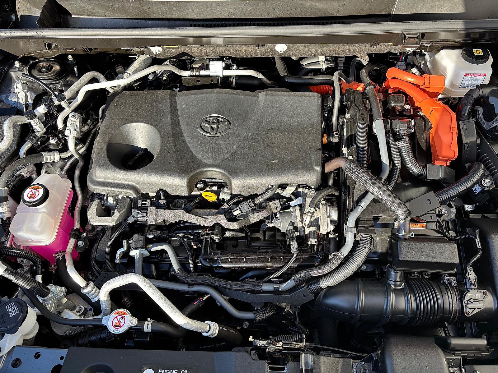 Used 2023 Toyota RAV4 SE AWD/4WD image 9