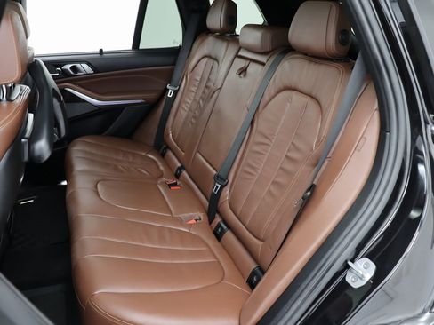 Used 2019 BMW X5 xDrive40i w/ Premium Package image 20